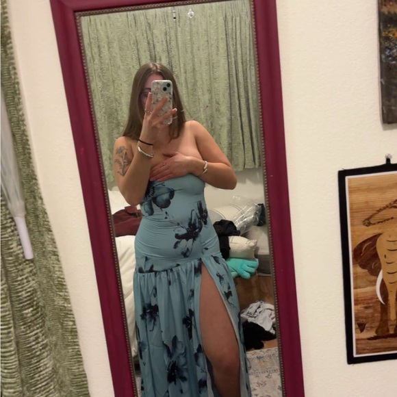 Peppermayo Strapless Blue Floral Dress - Picture 7 of 8